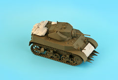 1/35 Redog US M3 Stuart tank stowage set.