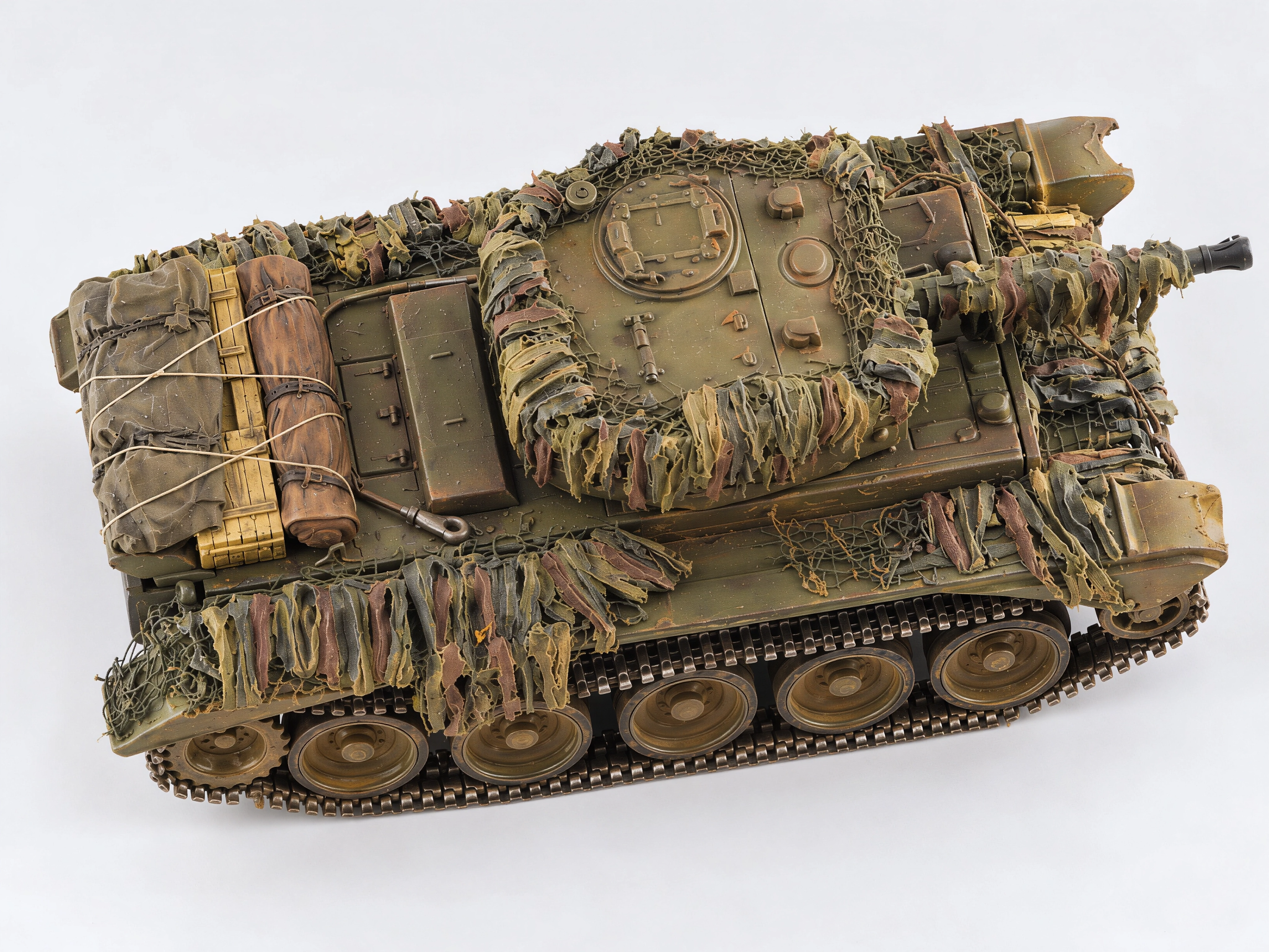 Redog 1:72 British Cromwell  Tank Hessian Camouflage and stowage kit.