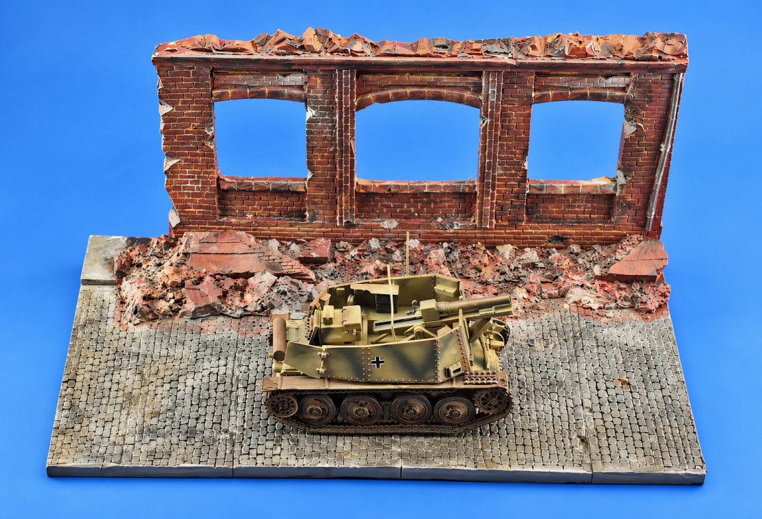 1:72 Redog - Ruined Factory Scale Model Display Base / Diorama /R6