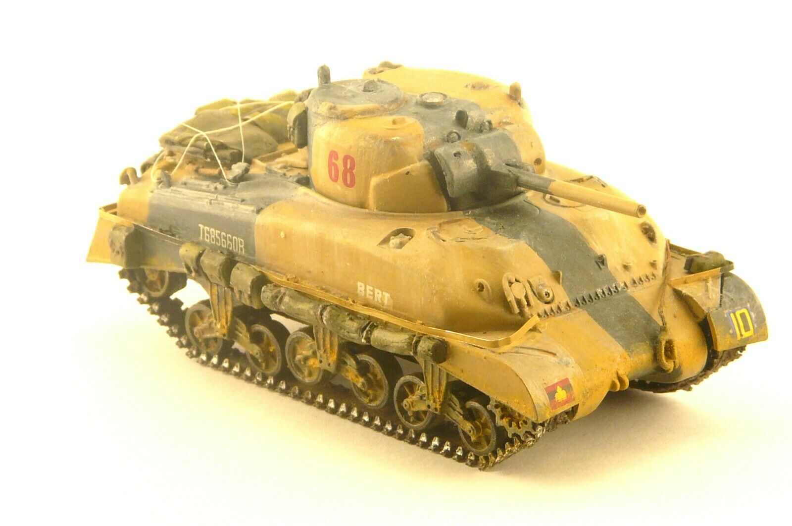 1:72 British Desert M4 Sherman Tank Military Scale Modelling Stowage S9 - redoguk