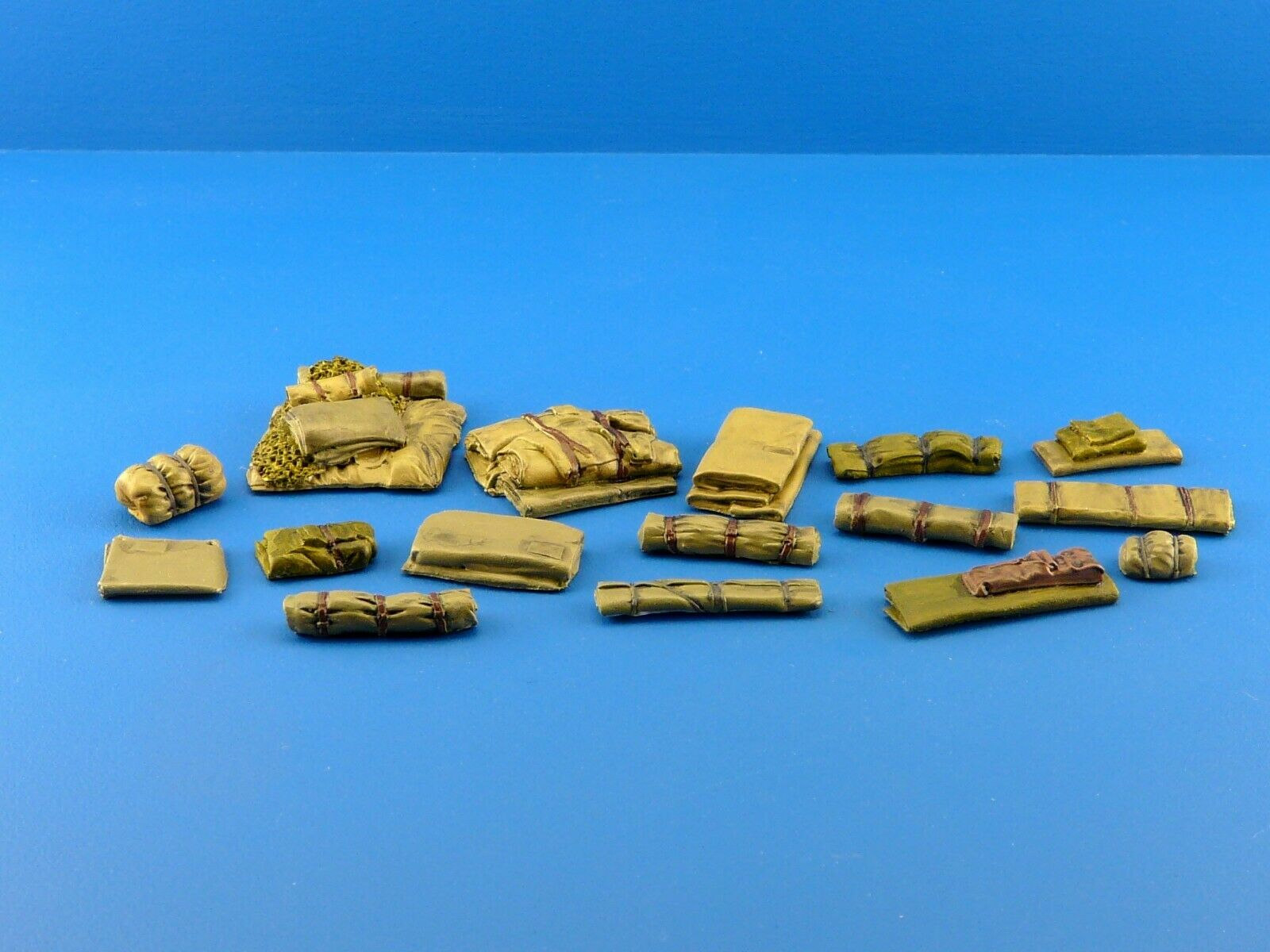 1/35 Fabrics Military Scale Modelling Resin Stowage Diorama Accessories Kit 1 - redoguk