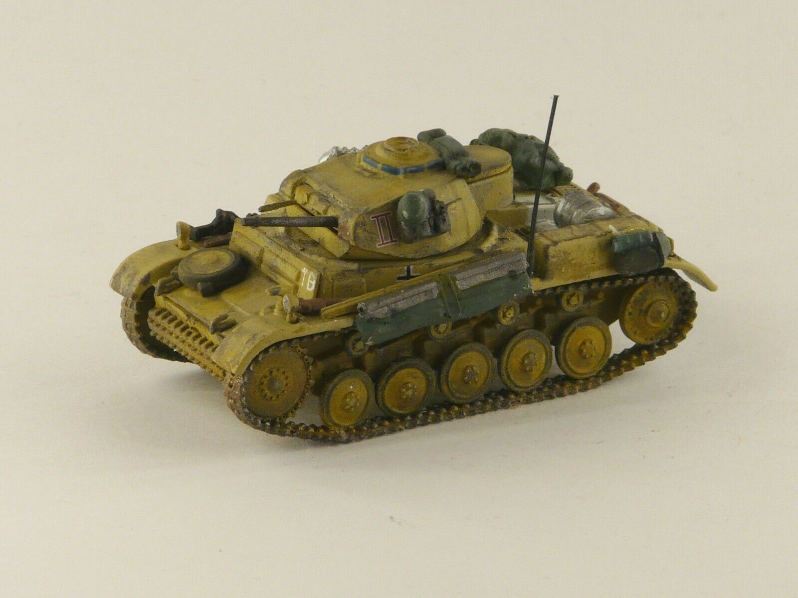 Redog 1:72/76 German Panzer II Military Scale Modelling Stowage Diorama Accessorises - redoguk