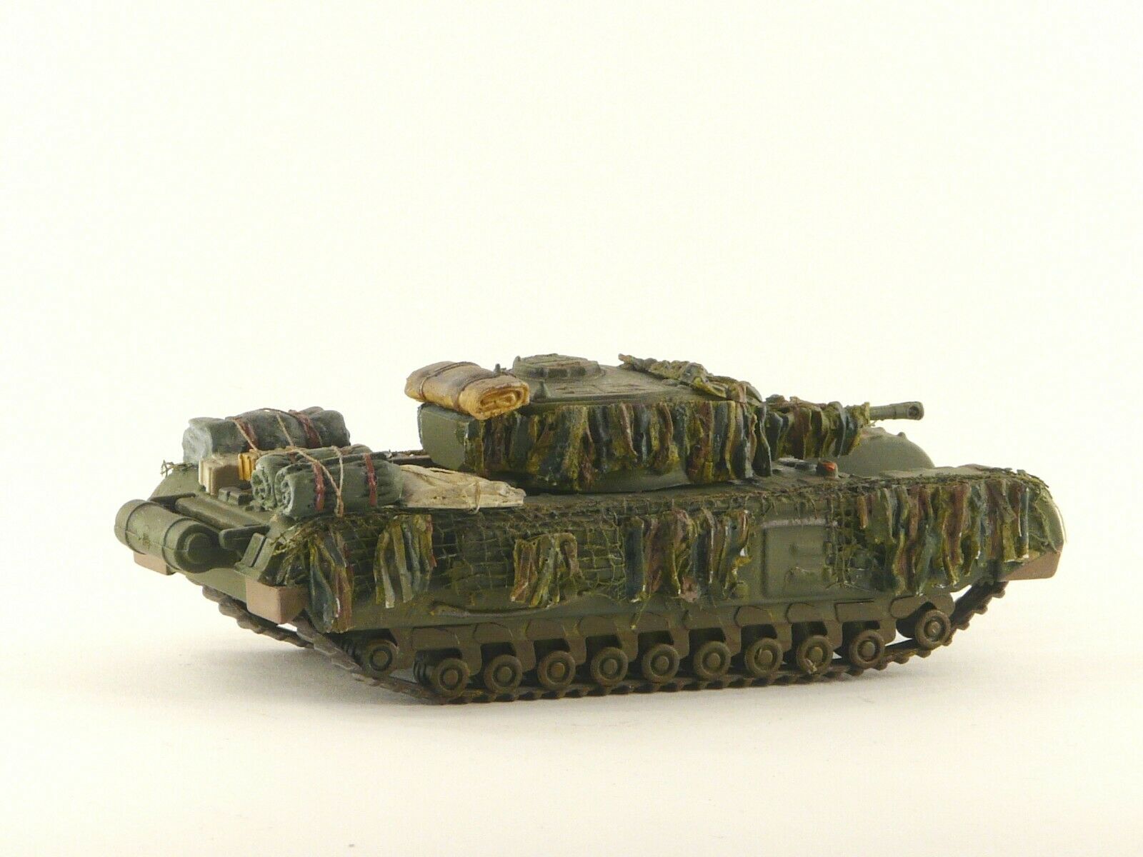 Redog 1:72 Churchill Tank Flexible Hessian Camouflage Scale Modelling Stowage Kit - redoguk