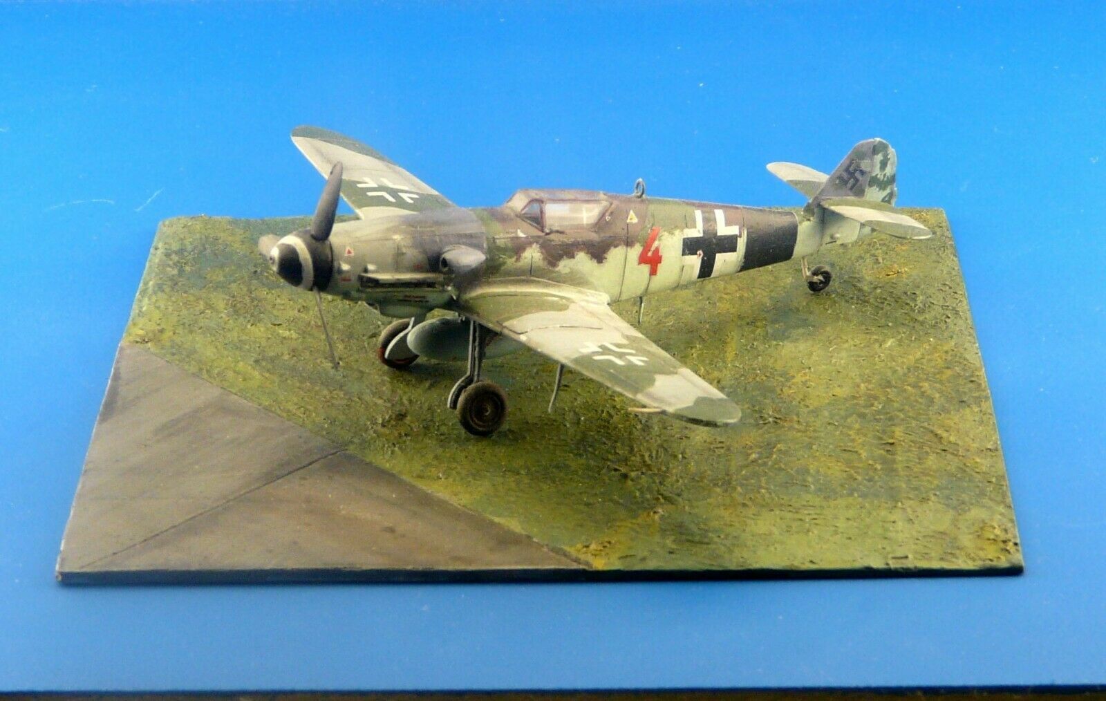 1/72 WWII Diorama Display Airfield Base For Airplane Scale Model Kits D31 - redoguk
